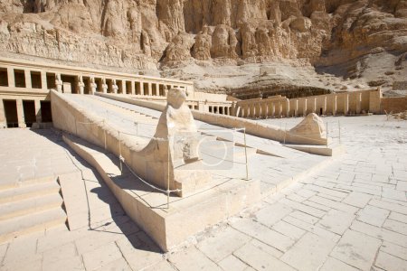 Foto de El templo de Hatshepsut cerca de Luxor en Egipto - Imagen libre de derechos