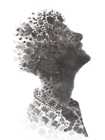 Téléchargez les photos : Une silhouette de profil mans fusionnée avec des motifs d'encre abstraits dans une double exposition - en image libre de droit