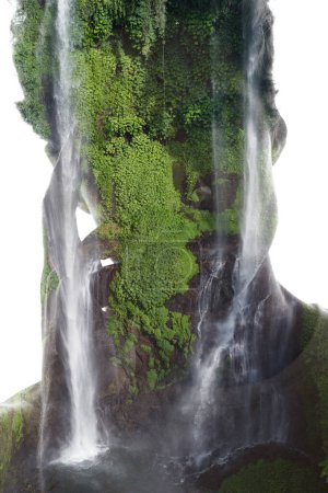 Téléchargez les photos : Une silhouette portrait en gros plan d'un homme combinée à une photo d'une cascade et de mousse verte en double exposition - en image libre de droit