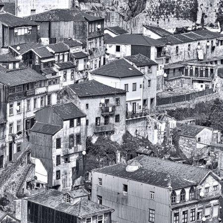 Foto de Vista al Centro Histórico de la Ciudad de Oporto en Portugal, Retro Image Filtered Style - Imagen libre de derechos