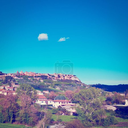 Foto de Ciudad medieval Orvieto sobre el Valle de la Toscana, Italia, Instagram Efecto - Imagen libre de derechos