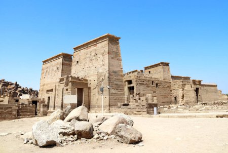 Téléchargez les photos : Temple Philae à Assouan sur le Nil, Egypte, Afrique du Nord. Temple d'Isis sur l'île d'Agilkia (Philae) - en image libre de droit