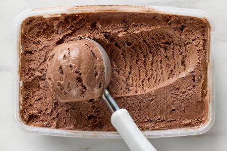 Foto de Caja de helado de chocolate, vista superior - Imagen libre de derechos