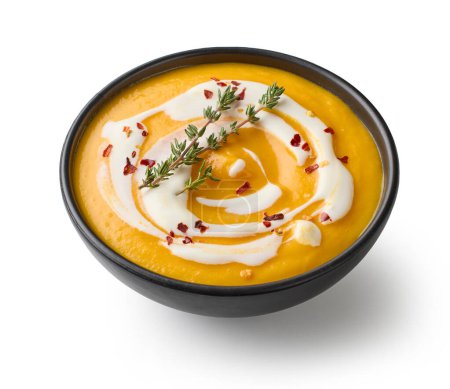 Foto de Tazón de sopa de crema vegetal aislado sobre fondo blanco - Imagen libre de derechos