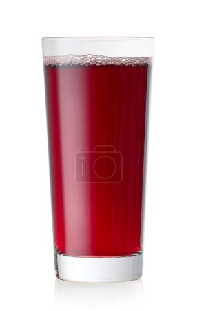 Téléchargez les photos : Glass of red grape juice isolated on white background - en image libre de droit
