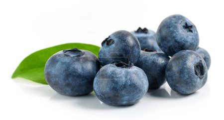 Photo for Fresh ripe blueberries isolated on white background - Royalty Free Image