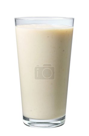 Téléchargez les photos : Verre de smoothie banane, noix de coco et ananas isolé sur fond blanc - en image libre de droit