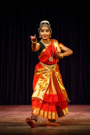 Photo for CHENNAI, INDIA - SEPTEMBER 28, 2009: Bharata Natyam dance performed by female exponent on in Chennai, India. Bharatanatyam is a classical Indian dance form originating in Tamil Nadu state - Royalty Free Image
