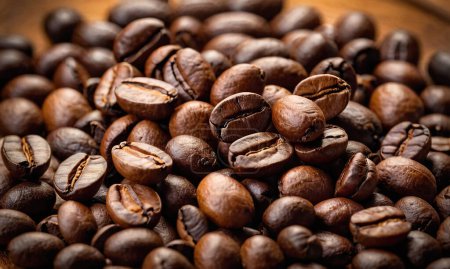 Téléchargez les photos : Aromatique torréfié grains de café fond gros plan - en image libre de droit