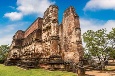 Téléchargez les photos : Temple Lankatilaka (Alahana Pirivena) au Musée Archéologique Polonnaruwa, Sri Lanka - en image libre de droit
