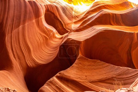 Foto de Antelope Canyon en un día soleado, Page, Arizona, Estados Unidos - Imagen libre de derechos