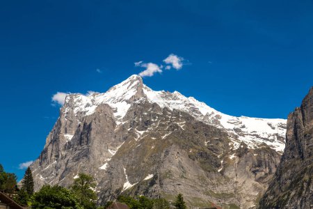 Téléchargez les photos : Mountain near Gimmelwald & Murren villages near Lauterbrunnen valley in a beautiful summer day, Switzerland - en image libre de droit