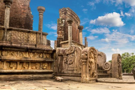 Téléchargez les photos : Ruines du Vatadage au Musée Archéologique Polonnaruwa, Sri Lanka - en image libre de droit