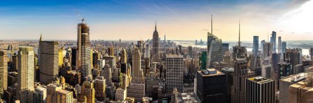 Foto de Panorama de Manhattan al atardecer en Nueva York, NY, EE.UU. - Imagen libre de derechos