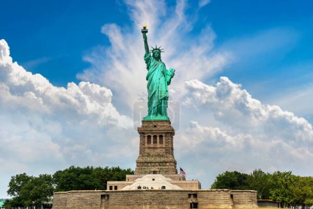 Téléchargez les photos : Statue de la Liberté à New York, NY, USA - en image libre de droit