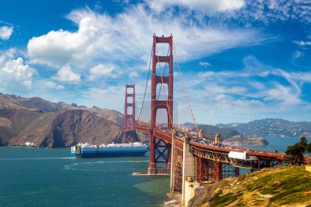 Foto de Vista panorámica del Puente Golden Gate en San Francisco, California, EE.UU. - Imagen libre de derechos