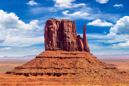 Téléchargez les photos : Monument Valley par une journée ensoleillée, Arizona, USA - en image libre de droit