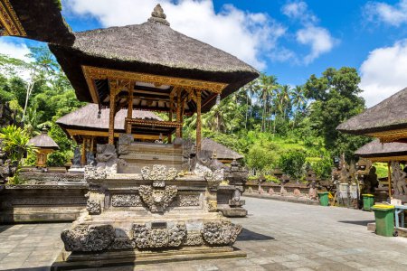 Foto de Templo Pura Tirta Empul en Bali, Indonesia - Imagen libre de derechos