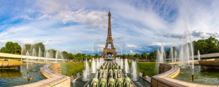 Photo for Panorama of Eiffel Tower and fountains of Trocadero in Paris at sunset, France - Royalty Free Image