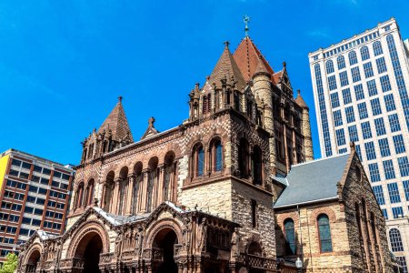 Téléchargez les photos : Trinity Church à Copley Square à Boston, Massachusetts, USA - en image libre de droit