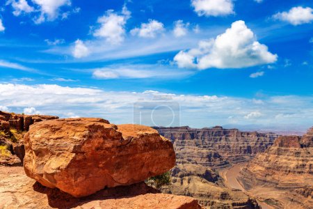 Guano Point am Grand Canyon West Rim an einem sonnigen Tag, USA
