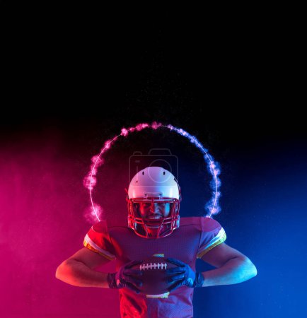 Téléchargez les photos : American football player banner for ads. Template for a sports magazine, websites, articles, outdoor advertisments with copy space. Mockup for betting advertisement - en image libre de droit