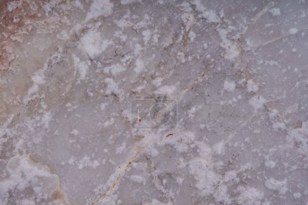 Foto de Primer plano de la superficie de mármol blanco en bruto - Imagen libre de derechos