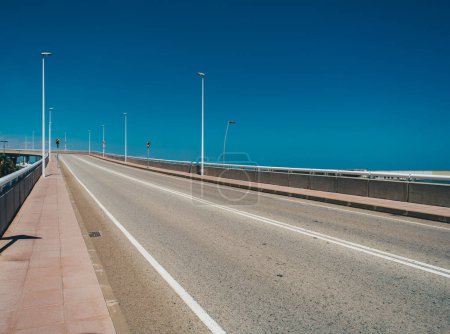 Photo for Empty freeway on a sunny summer day - Royalty Free Image