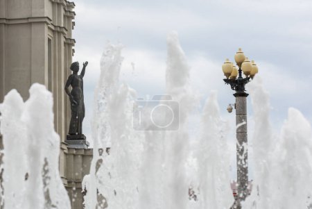 Photo for Fountain, street lamp and sculpture on the opera house, Minsk, Belarus. - Royalty Free Image