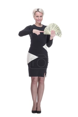Foto de En pleno crecimiento. mujer elegante con un fan de los billetes, mostrando un pulgar hacia arriba. aislado sobre un fondo blanco. - Imagen libre de derechos