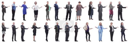 Téléchargez les photos : Groupe de gens d'affaires prospères isolés sur fond blanc - en image libre de droit