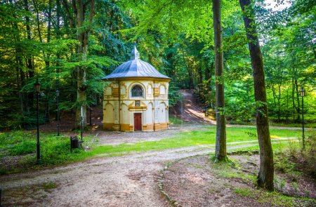 Foto de Calvario de Wejherowo. Hermoso parque en la ciudad de Wejherowo, Polonia - Imagen libre de derechos