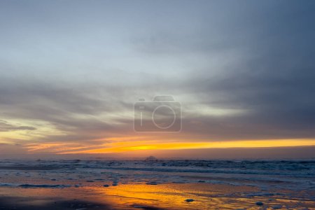 Photo for Scenic sunset on the pacific ocean coast - Royalty Free Image