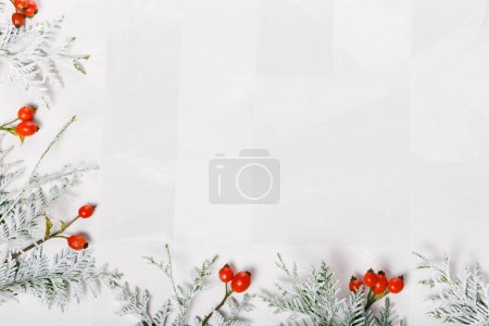 Téléchargez les photos : Décoration de Noël marbre fond vue de dessus. Joyeux Noël carte de vœux, cadre. Thème vacances de Noël d'hiver. Bonne année. Couché plat, vue du dessus - en image libre de droit