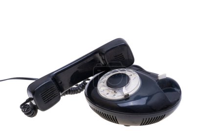 Téléchargez les photos : Téléphone noir rétro isolé sur fond blanc - en image libre de droit