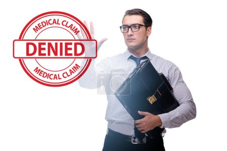 Téléchargez les photos : Notion de refus de la demande d'assurance médicale - en image libre de droit