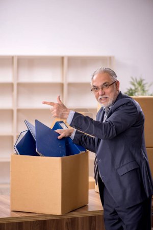 Photo for Old businessman employee in office relocation concept - Royalty Free Image