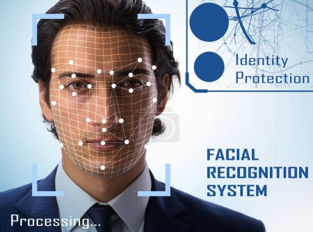 Téléchargez les photos : Le concept de logiciel et de matériel de reconnaissance faciale - en image libre de droit