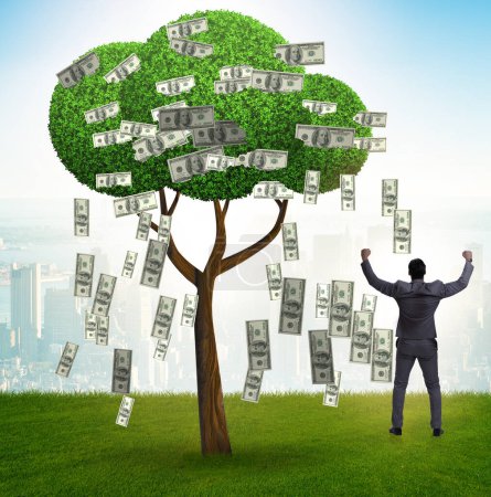 Téléchargez les photos : L'homme d'affaires avec l'arbre de l'argent dans le concept d'entreprise - en image libre de droit