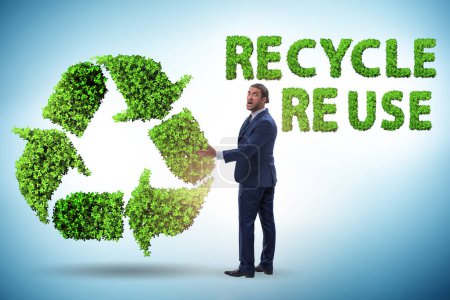 Foto de Logotipo de reciclaje con el concepto de ecología - Imagen libre de derechos