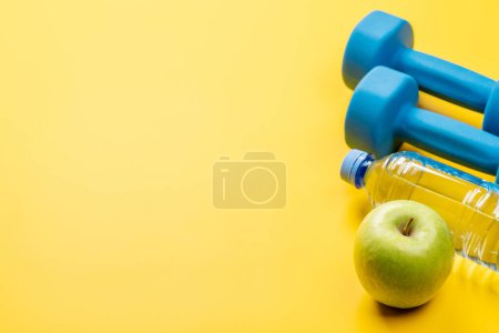 Téléchargez les photos : Fitness, entraînement et alimentation saine, concept de régime avec espace de copie - en image libre de droit