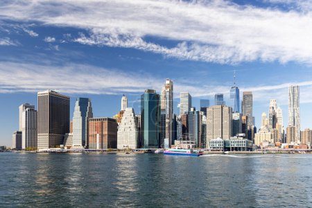 Photo for New York City skyline. Manhattan Skyscrapers panorama view from Brooklyn - Royalty Free Image