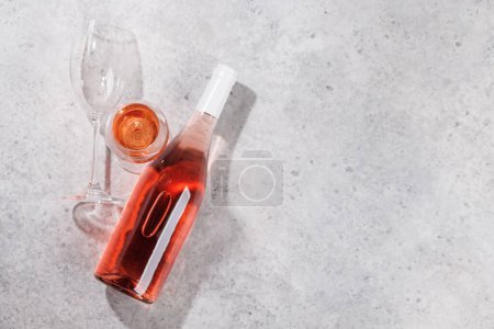 Photo for Refreshing rose wine on a sunny day, the perfect summer vacation. View from above with space for your text - Royalty Free Image