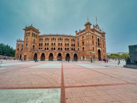 Photo for Madrid, Spain - October 31, 2022: Plaza de Toros with tourists on a overcast day. - Royalty Free Image
