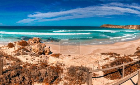 Foto de Pennington Bay Beach, panoramic view of Kangaroo Island on a sunny day, Australia - Imagen libre de derechos