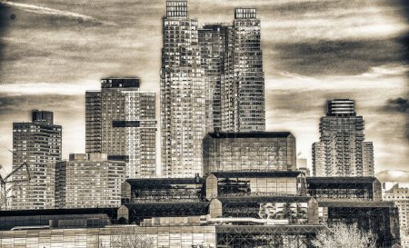 Téléchargez les photos : Skyline moderne de Manhattan par une journée ensoleillée
. - en image libre de droit