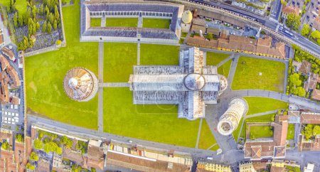 Foto de Downward aerial view of Square of Miracles, Pisa. Piazza del Duomo from drone, Italy. - Imagen libre de derechos