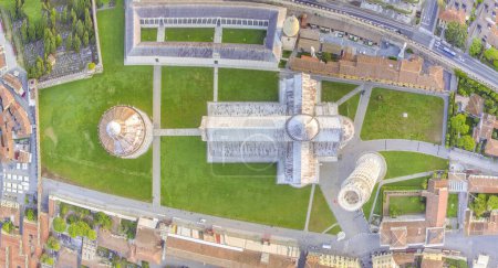Foto de Overhead aerial view of Square of Miracles, Pisa. Piazza del Duomo from drone, Italy. - Imagen libre de derechos