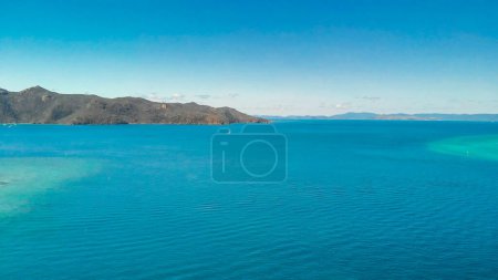 Téléchargez les photos : Vue aérienne du parc national des Îles Whitsunday, Australie. - en image libre de droit