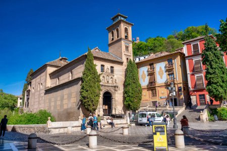 Téléchargez les photos : Grenade, Espagne - 13 avril 2023 : Iglesia Parroquial de San Gil. - en image libre de droit